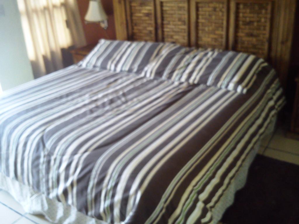 Hotel Los Balcones Parras de la Fuente Ruang foto