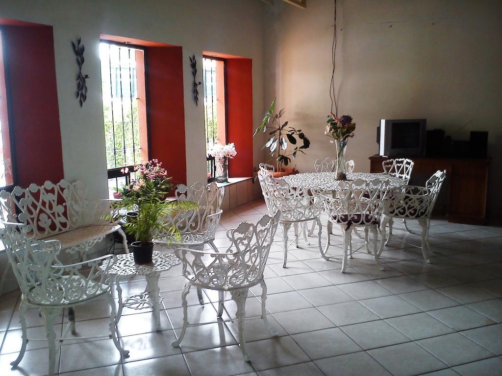Hotel Los Balcones Parras de la Fuente Bagian luar foto