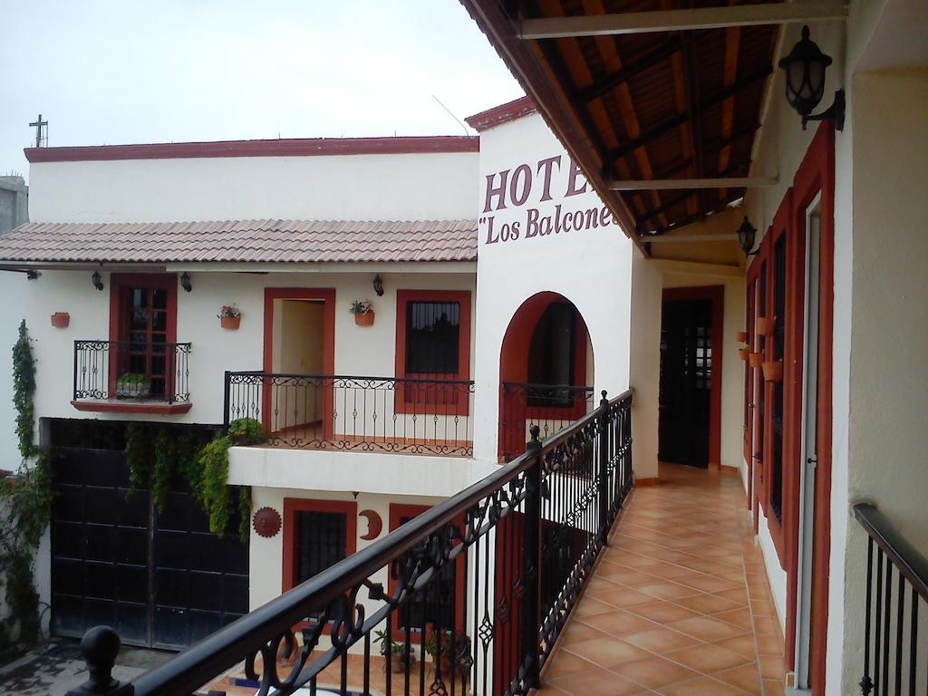Hotel Los Balcones Parras de la Fuente Bagian luar foto